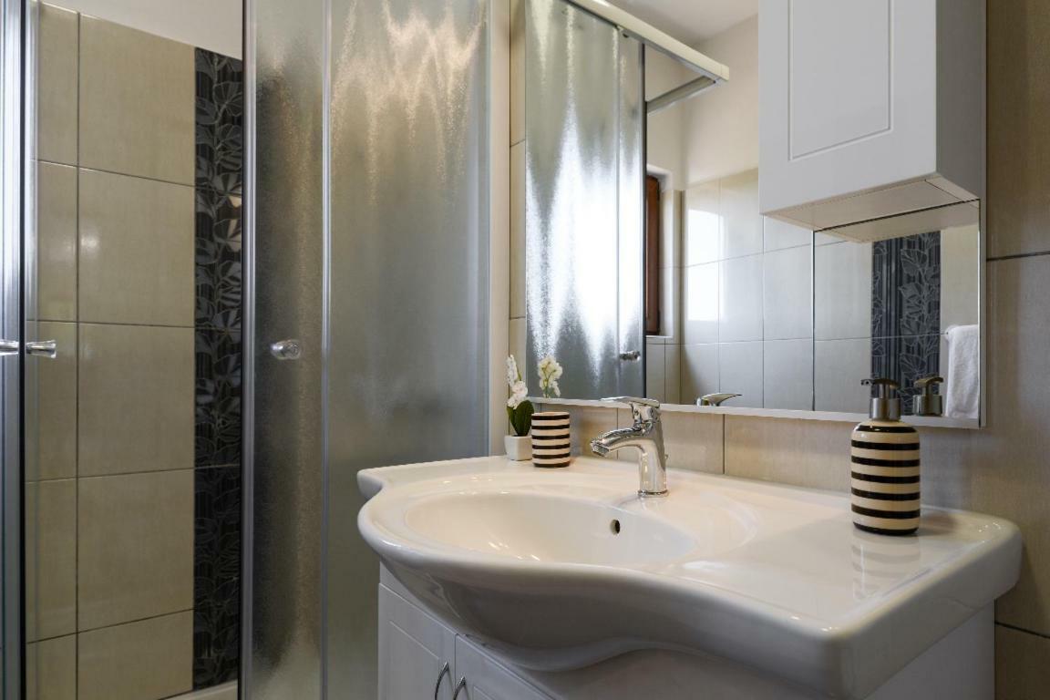 Apartment Lordanic Zaglav, Dugi Otok מראה חיצוני תמונה